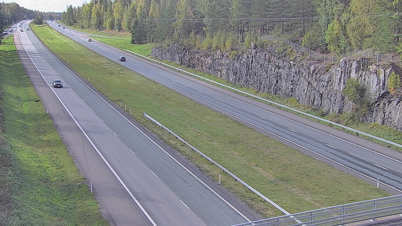 Weather Camera Image Road 3 Nurmijärvi, Nurmijärvi, Uusimaa