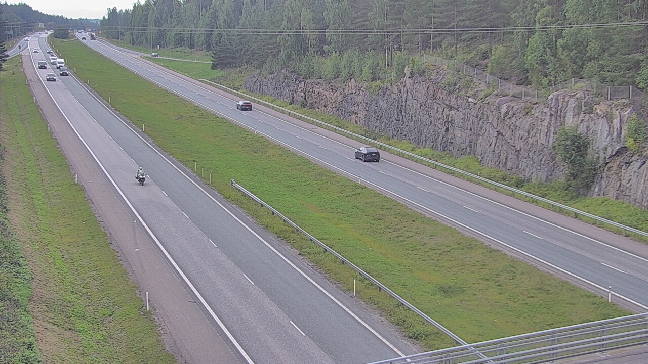 Weather Camera Image Road 3 Nurmijärvi, Nurmijärvi, Uusimaa