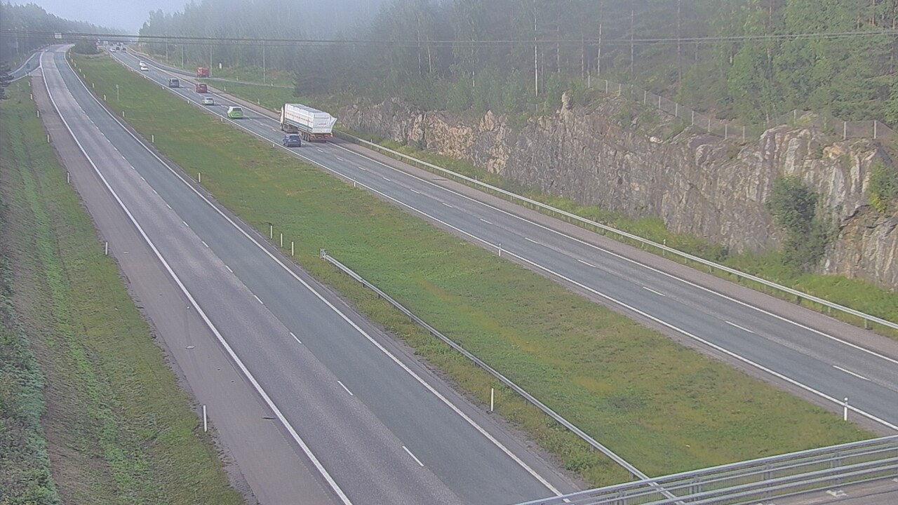 Weather Camera Image Road 3 Nurmijärvi, Nurmijärvi, Uusimaa
