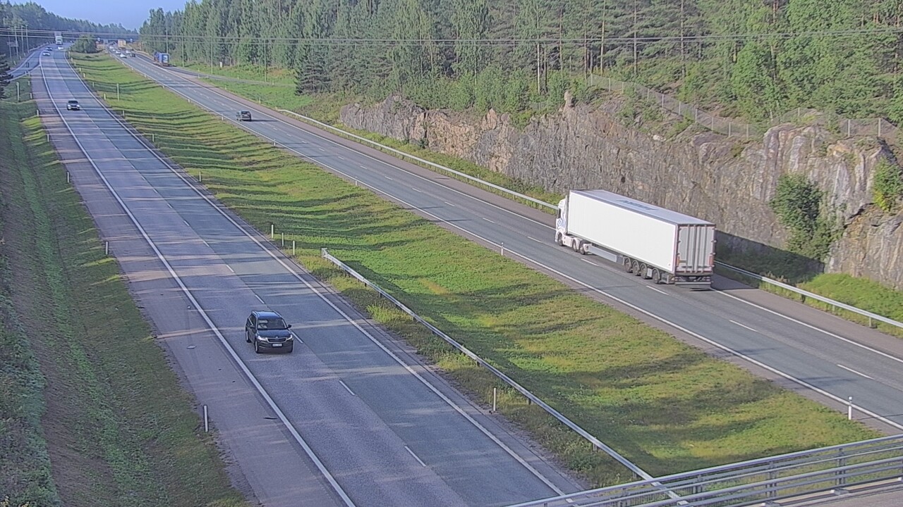 Weather Camera Image Road 3 Nurmijärvi, Nurmijärvi, Uusimaa