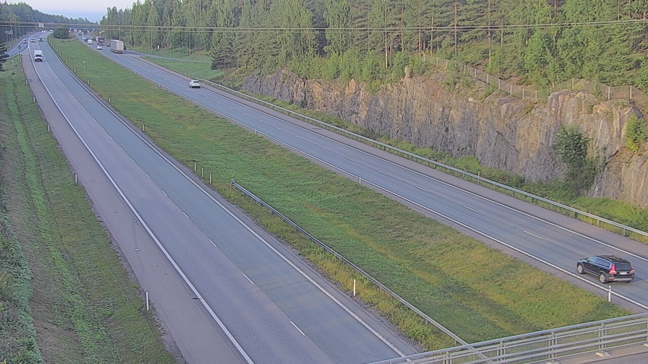 Weather Camera Image Road 3 Nurmijärvi, Nurmijärvi, Uusimaa