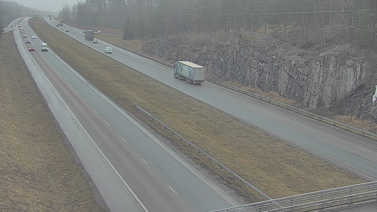 Weather Camera Image Road 3 Nurmijärvi, Nurmijärvi, Uusimaa