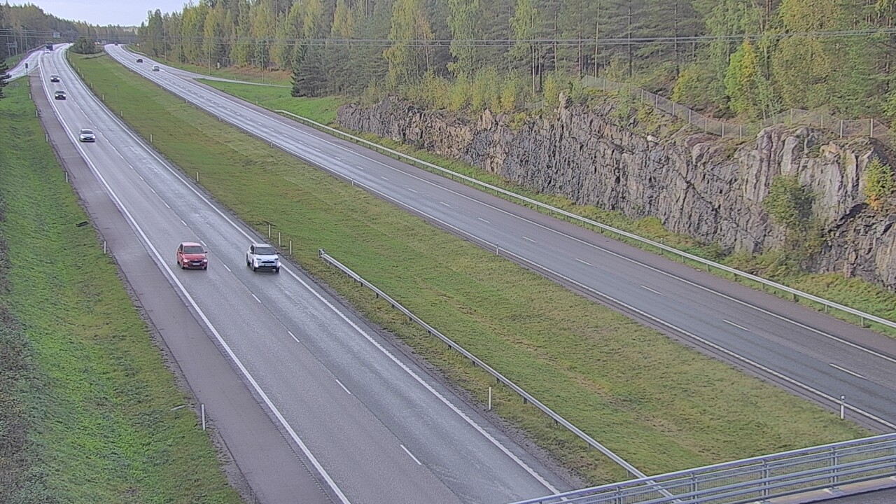 Weather Camera Image Road 3 Nurmijärvi, Nurmijärvi, Uusimaa
