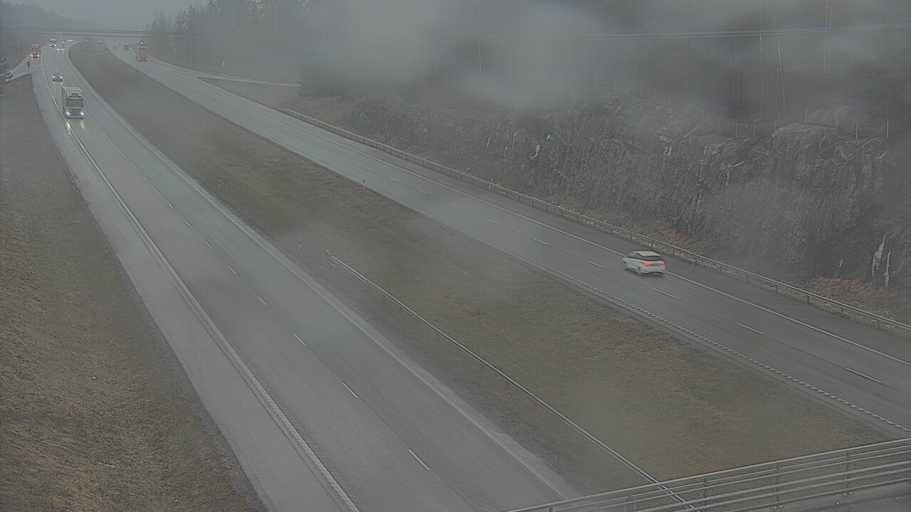 Weather Camera Image Road 3 Nurmijärvi, Nurmijärvi, Uusimaa