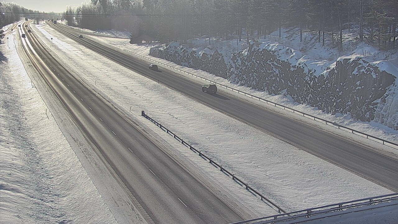 Weather Camera Image Road 3 Nurmijärvi, Nurmijärvi, Uusimaa