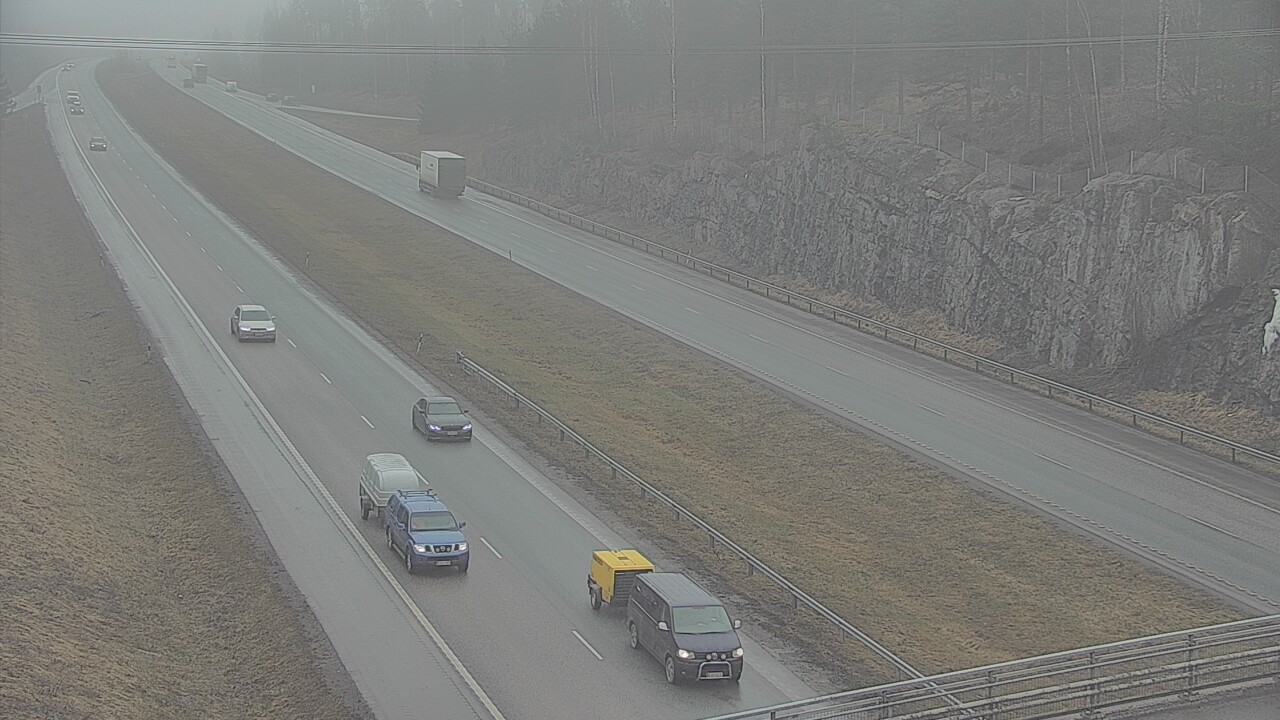 Weather Camera Image Road 3 Nurmijärvi, Nurmijärvi, Uusimaa