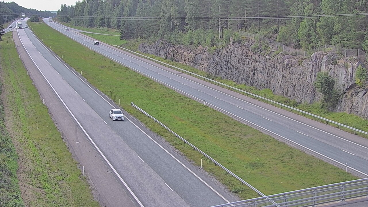 Weather Camera Image Road 3 Nurmijärvi, Nurmijärvi, Uusimaa