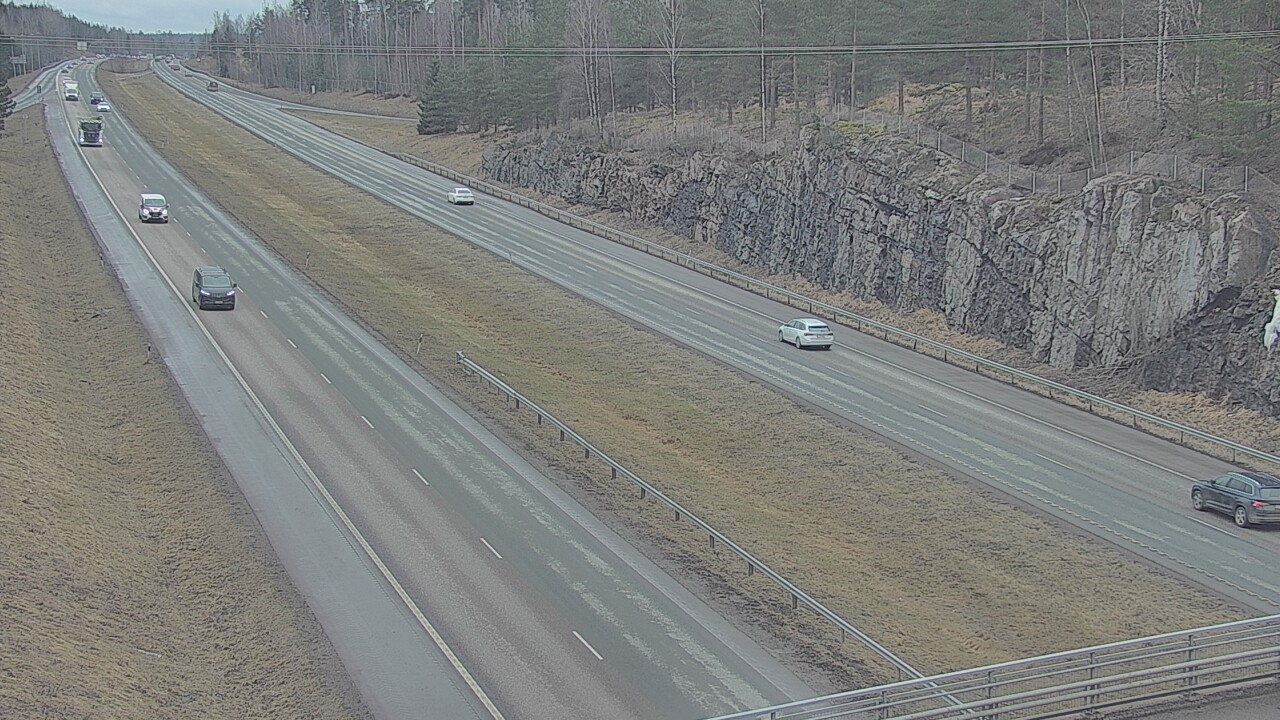 Weather Camera Image Road 3 Nurmijärvi, Nurmijärvi, Uusimaa