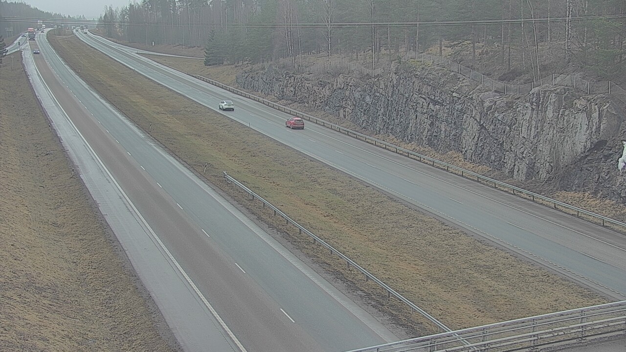 Weather Camera Image Road 3 Nurmijärvi, Nurmijärvi, Uusimaa