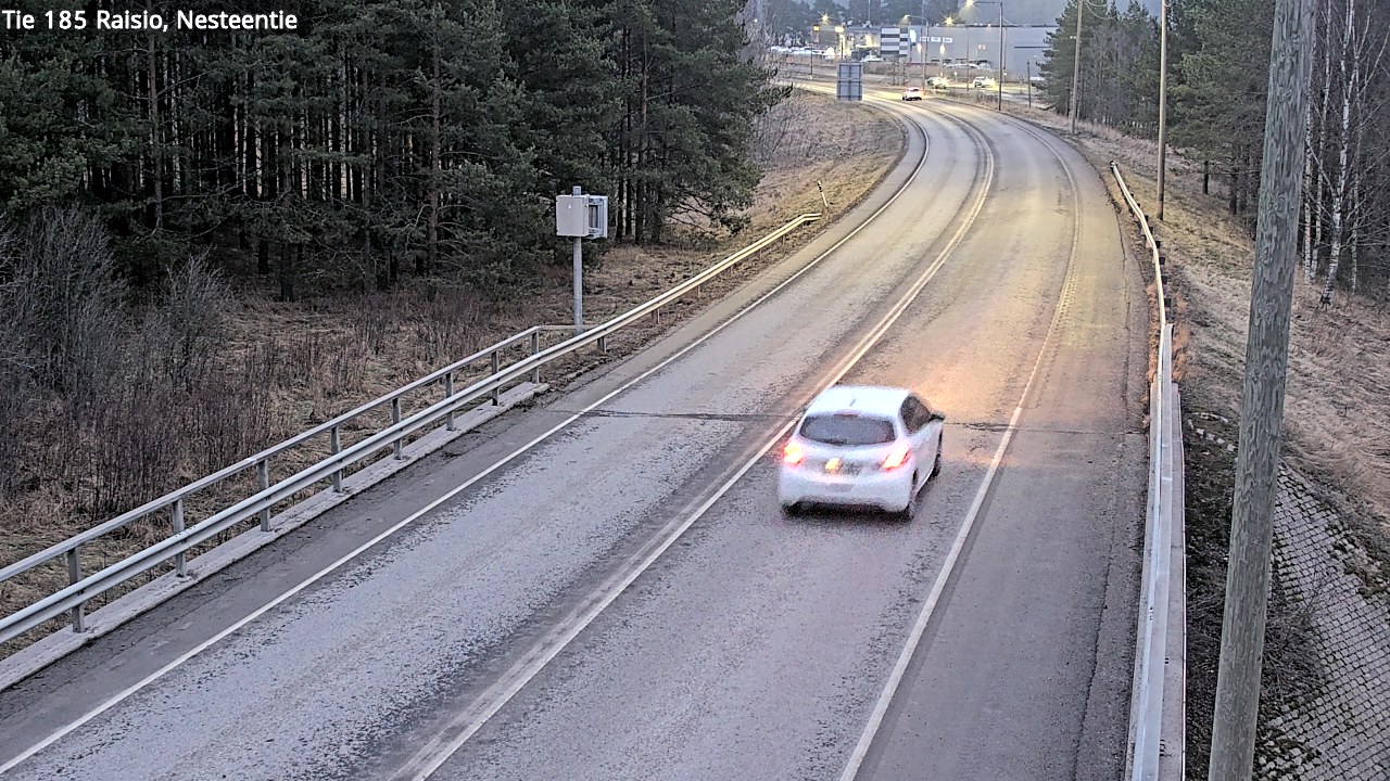 Weather Camera Image Väg 185 Raisio, Nesteentie, Raisio, Varsinais-Suomi