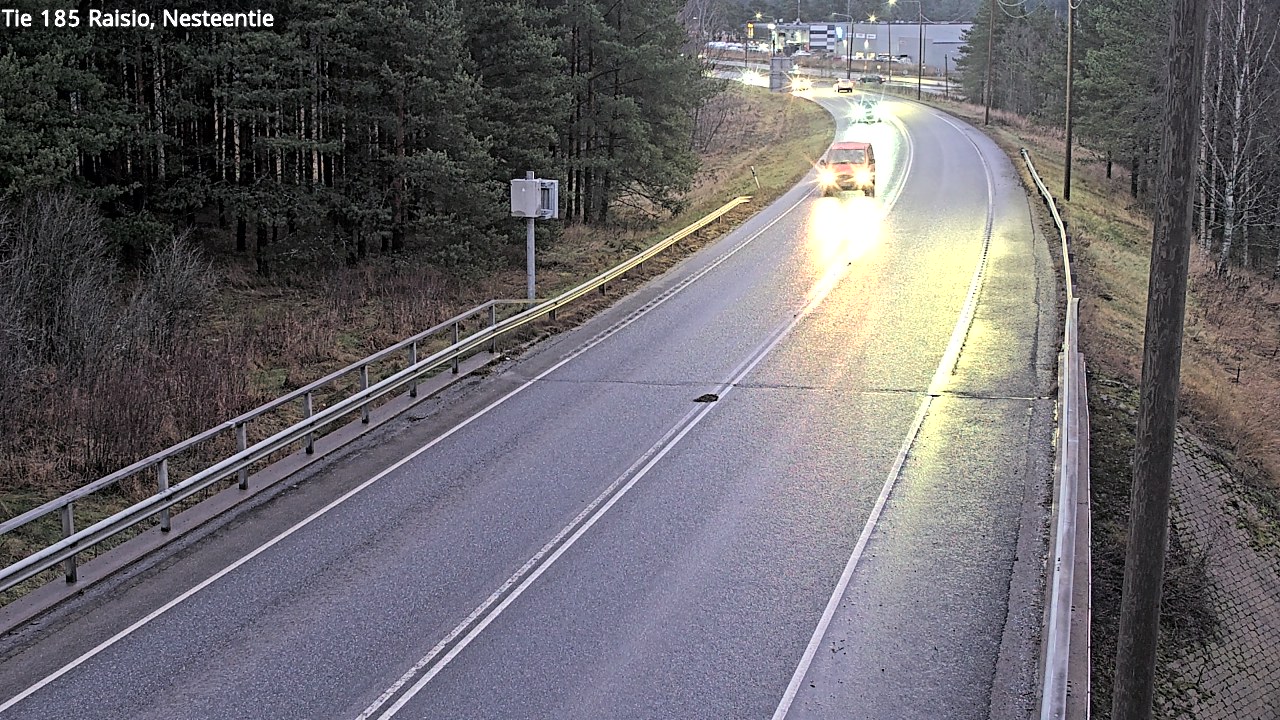 Weather Camera Image Väg 185 Raisio, Nesteentie, Raisio, Varsinais-Suomi
