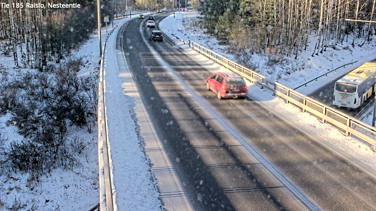 Weather Camera Image Väg 185 Raisio, Nesteentie, Raisio, Varsinais-Suomi