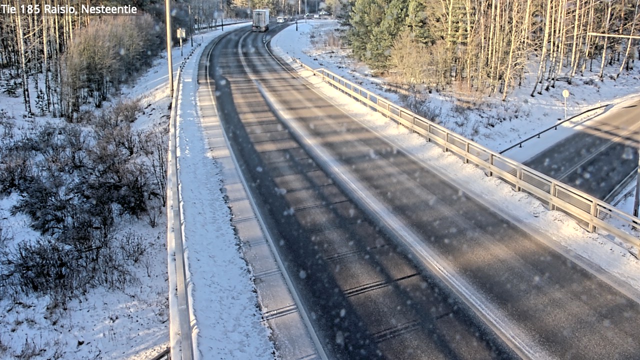 Weather Camera Image Väg 185 Raisio, Nesteentie, Raisio, Varsinais-Suomi
