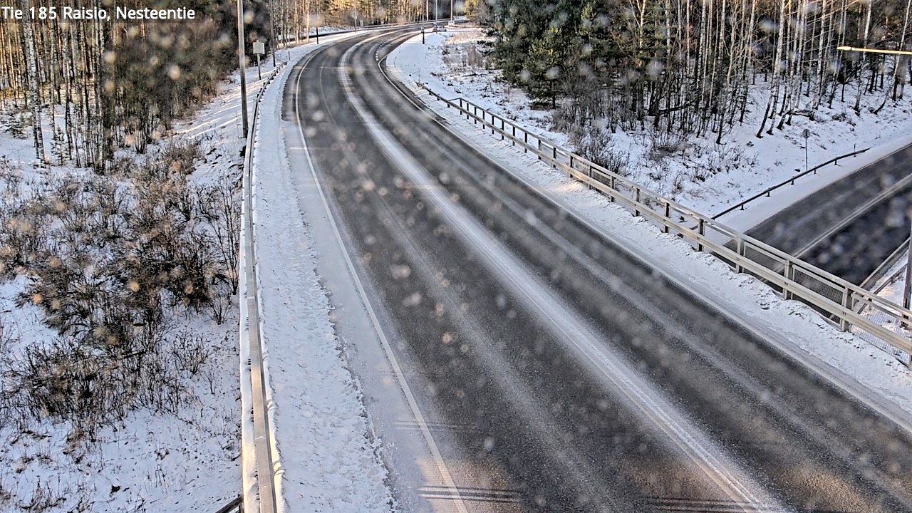 Weather Camera Image Road 185 Raisio, Nesteentie, Raisio, Varsinais-Suomi
