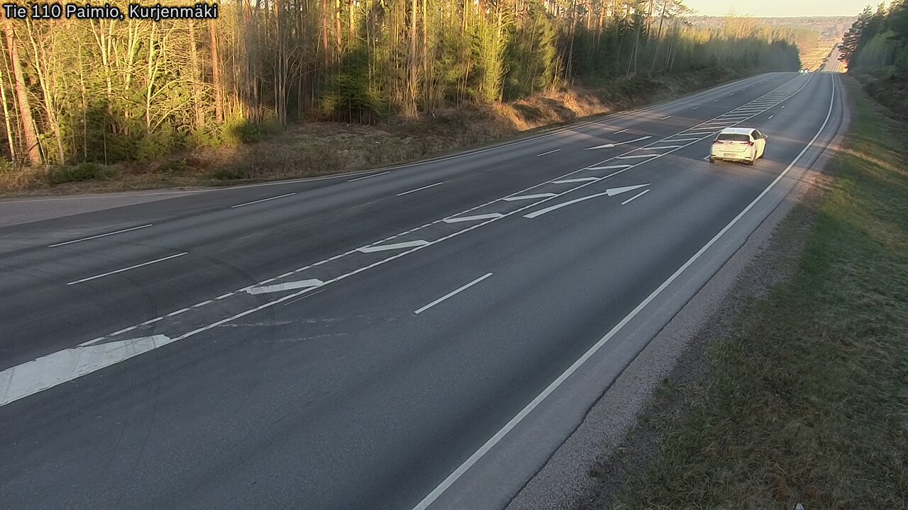 Weather Camera Image Väg 110 Paimio, Kurjenmäki, Paimio, Varsinais-Suomi