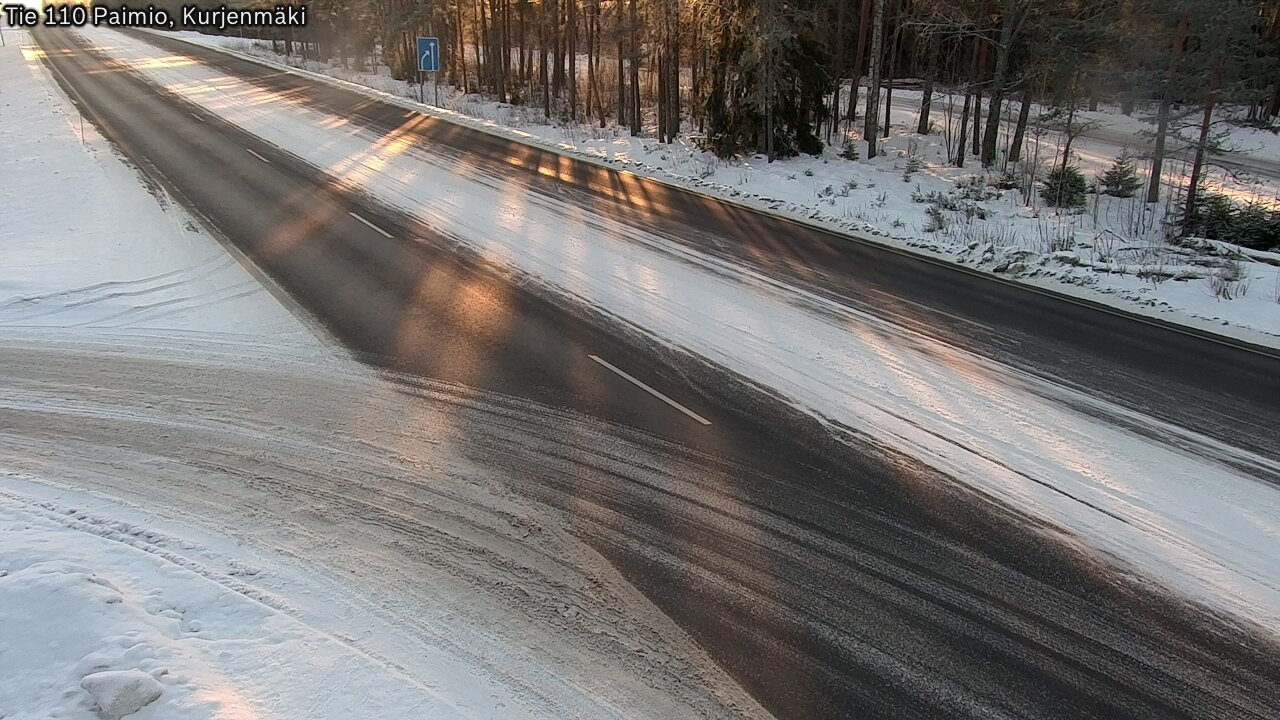 Weather Camera Image Road 110 Paimio, Kurjenmäki, Paimio, Varsinais-Suomi