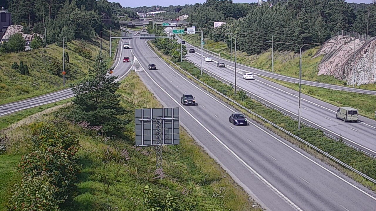 Weather Camera Image Road 1 Turku, Huhkola, Turku, Varsinais-Suomi