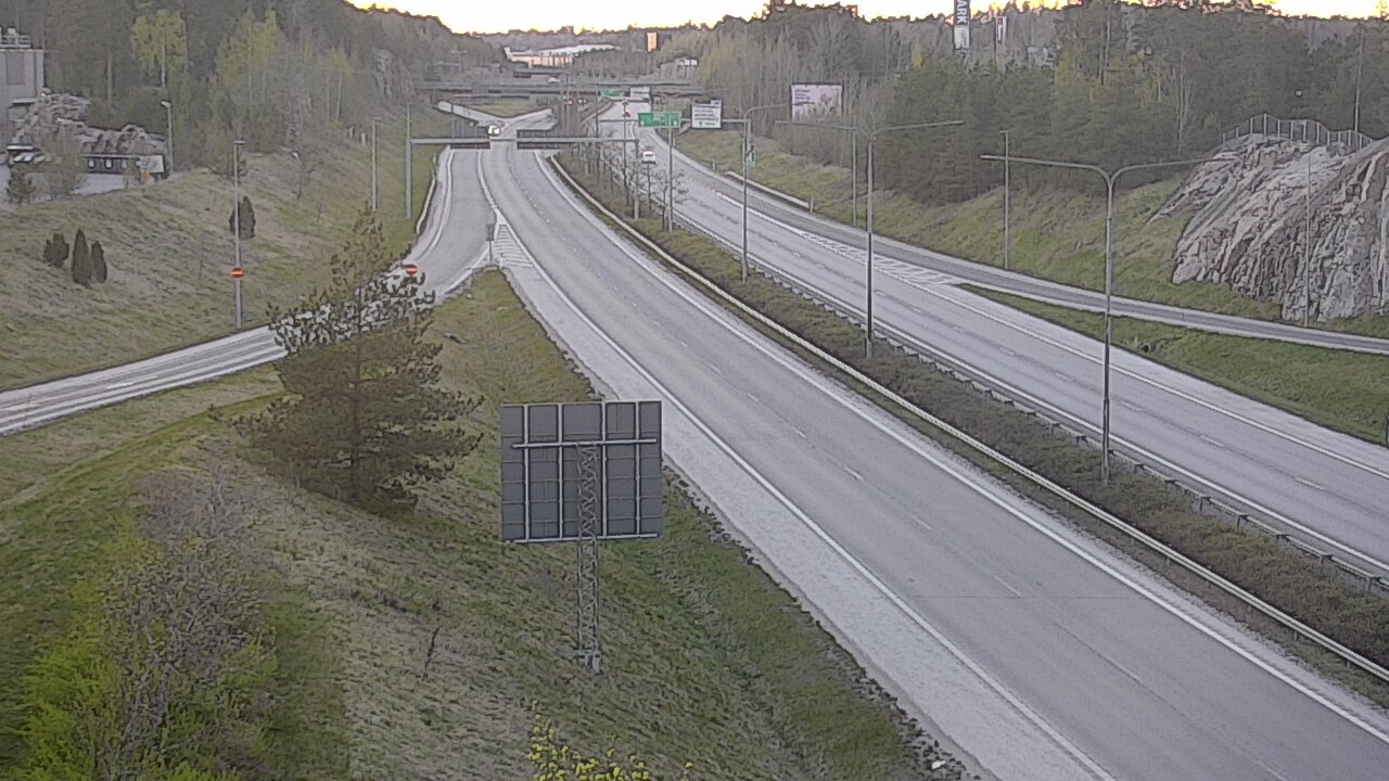 Weather Camera Image Väg 1 Åbo, Huhkola, Turku, Varsinais-Suomi