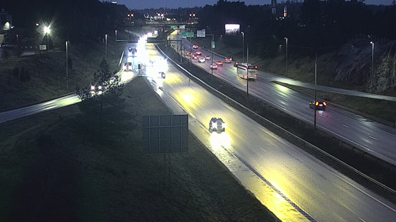 Weather Camera Image Väg 1 Åbo, Huhkola, Turku, Varsinais-Suomi