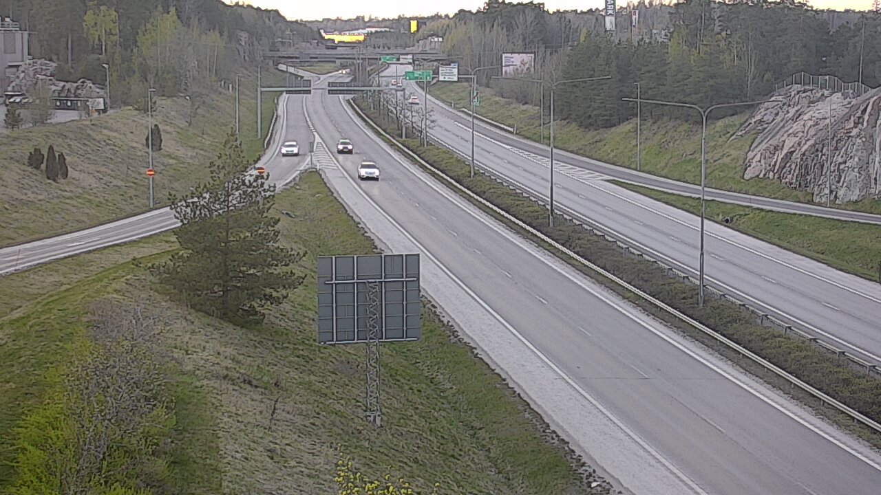 Weather Camera Image Väg 1 Åbo, Huhkola, Turku, Varsinais-Suomi