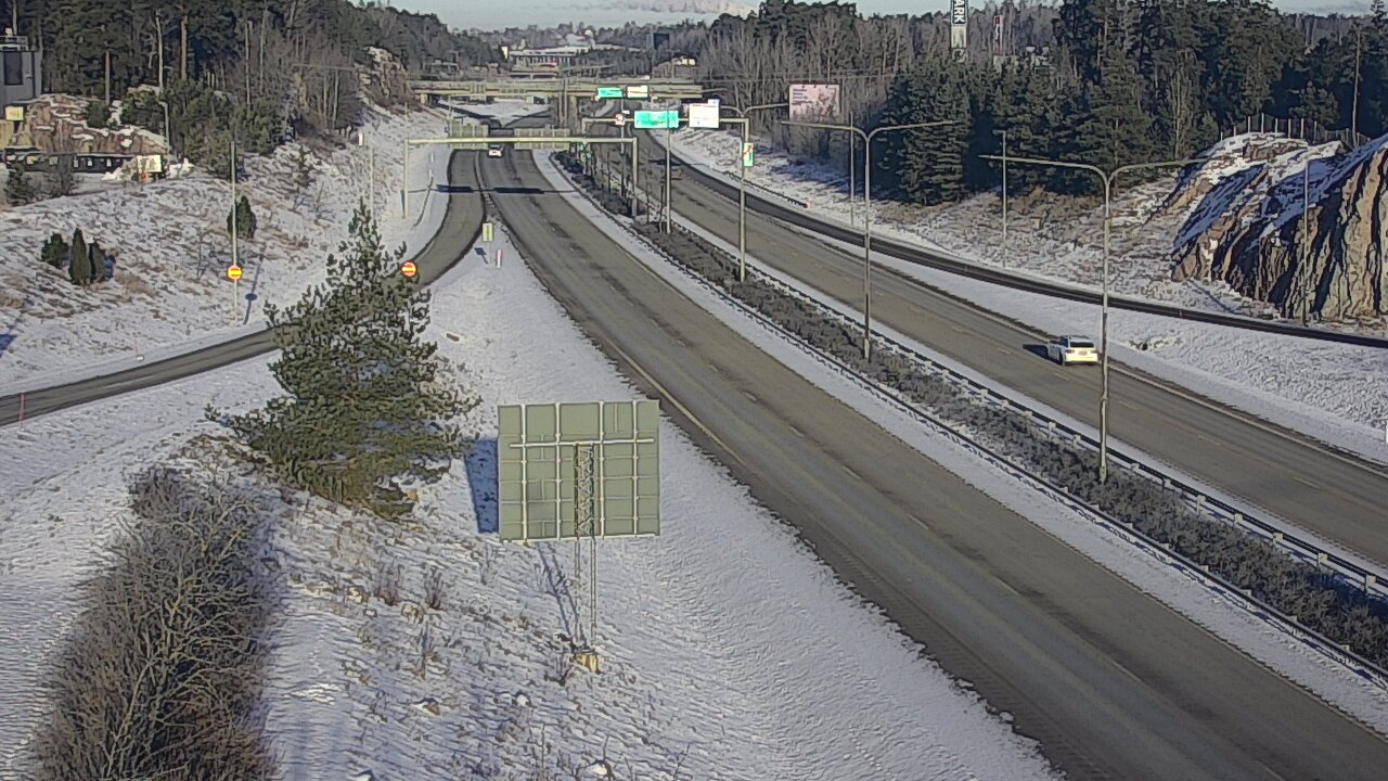 Weather Camera Image Road 1 Turku, Huhkola, Turku, Varsinais-Suomi
