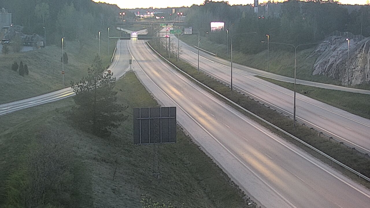 Weather Camera Image Väg 1 Åbo, Huhkola, Turku, Varsinais-Suomi