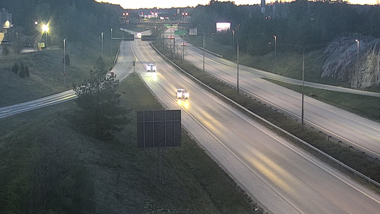 Weather Camera Image Väg 1 Åbo, Huhkola, Turku, Varsinais-Suomi