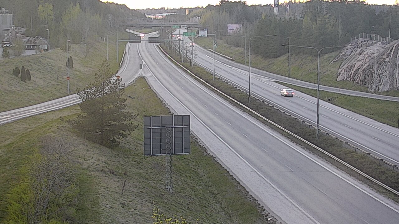 Weather Camera Image Väg 1 Åbo, Huhkola, Turku, Varsinais-Suomi