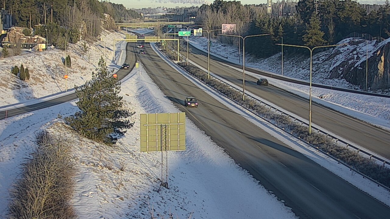 Weather Camera Image Road 1 Turku, Huhkola, Turku, Varsinais-Suomi