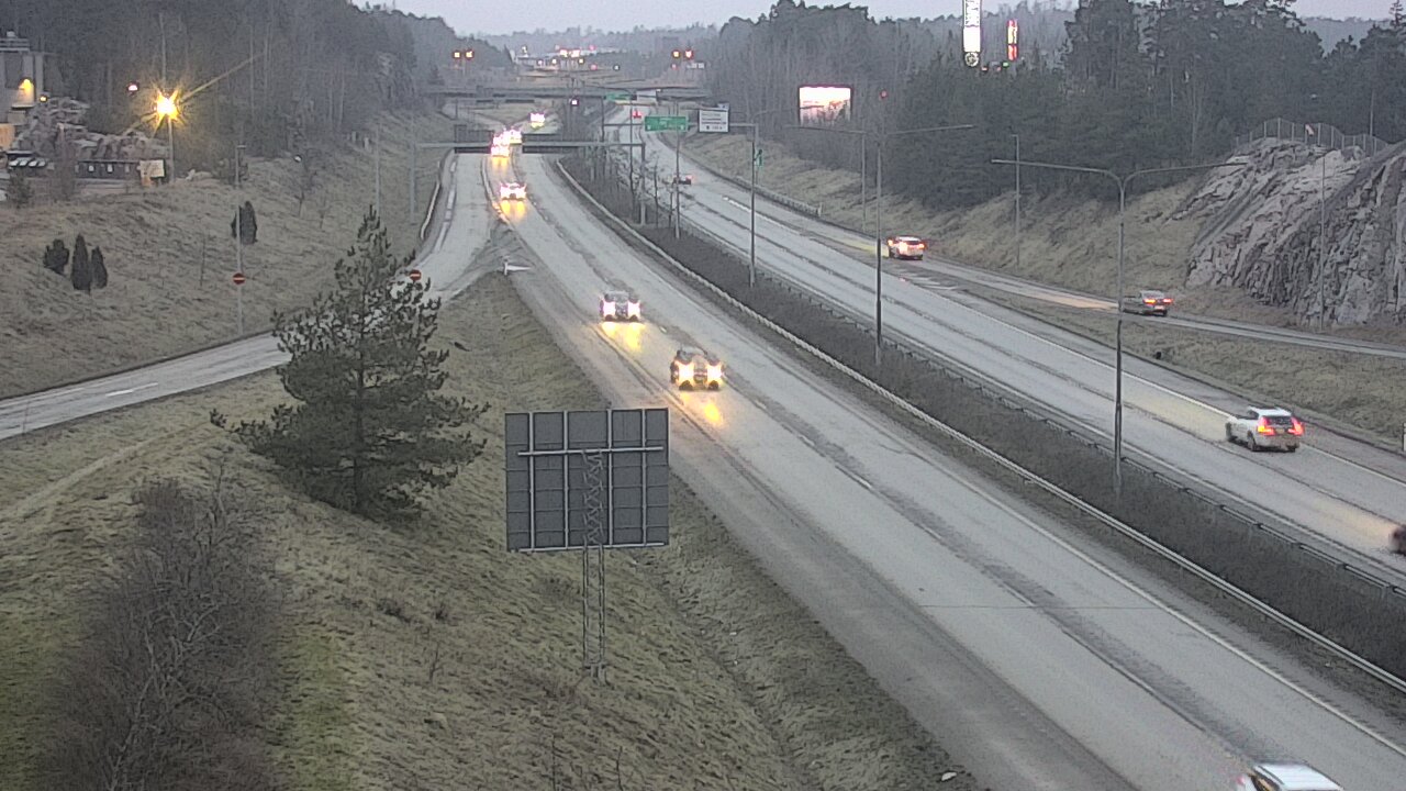 Weather Camera Image Road 1 Turku, Huhkola, Turku, Varsinais-Suomi