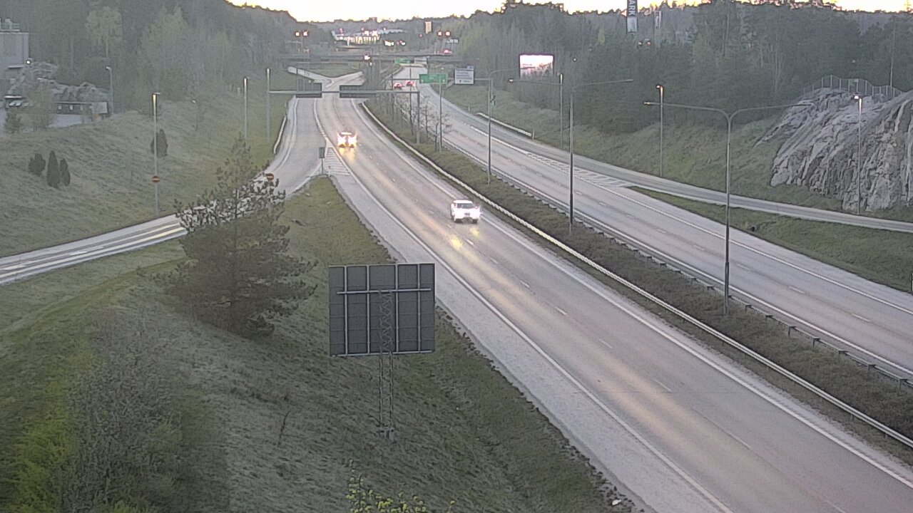 Weather Camera Image Väg 1 Åbo, Huhkola, Turku, Varsinais-Suomi