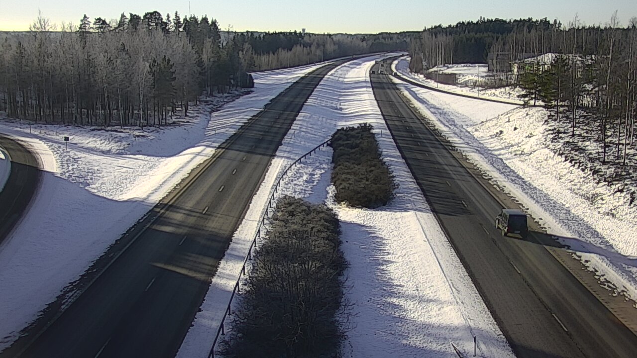Weather Camera Image Väg 1 S:t Karins, Raadelma, Kaarina, Varsinais-Suomi