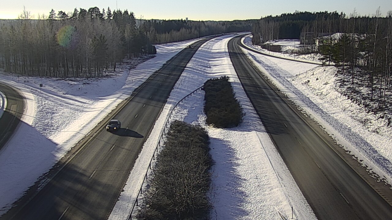 Weather Camera Image Väg 1 S:t Karins, Raadelma, Kaarina, Varsinais-Suomi
