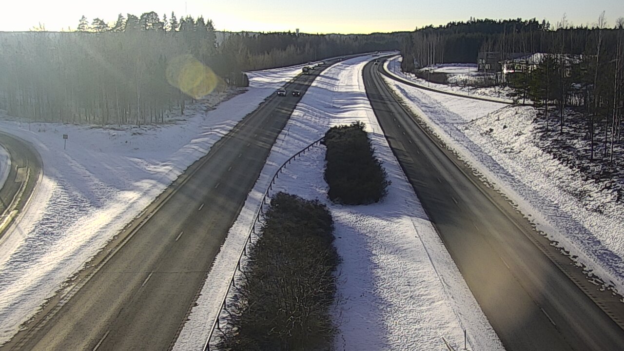 Weather Camera Image Väg 1 S:t Karins, Raadelma, Kaarina, Varsinais-Suomi