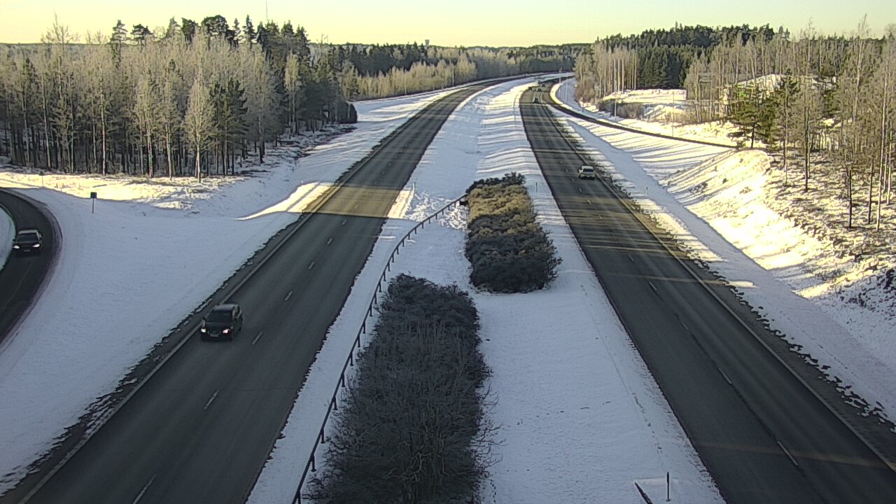 Weather Camera Image Väg 1 S:t Karins, Raadelma, Kaarina, Varsinais-Suomi