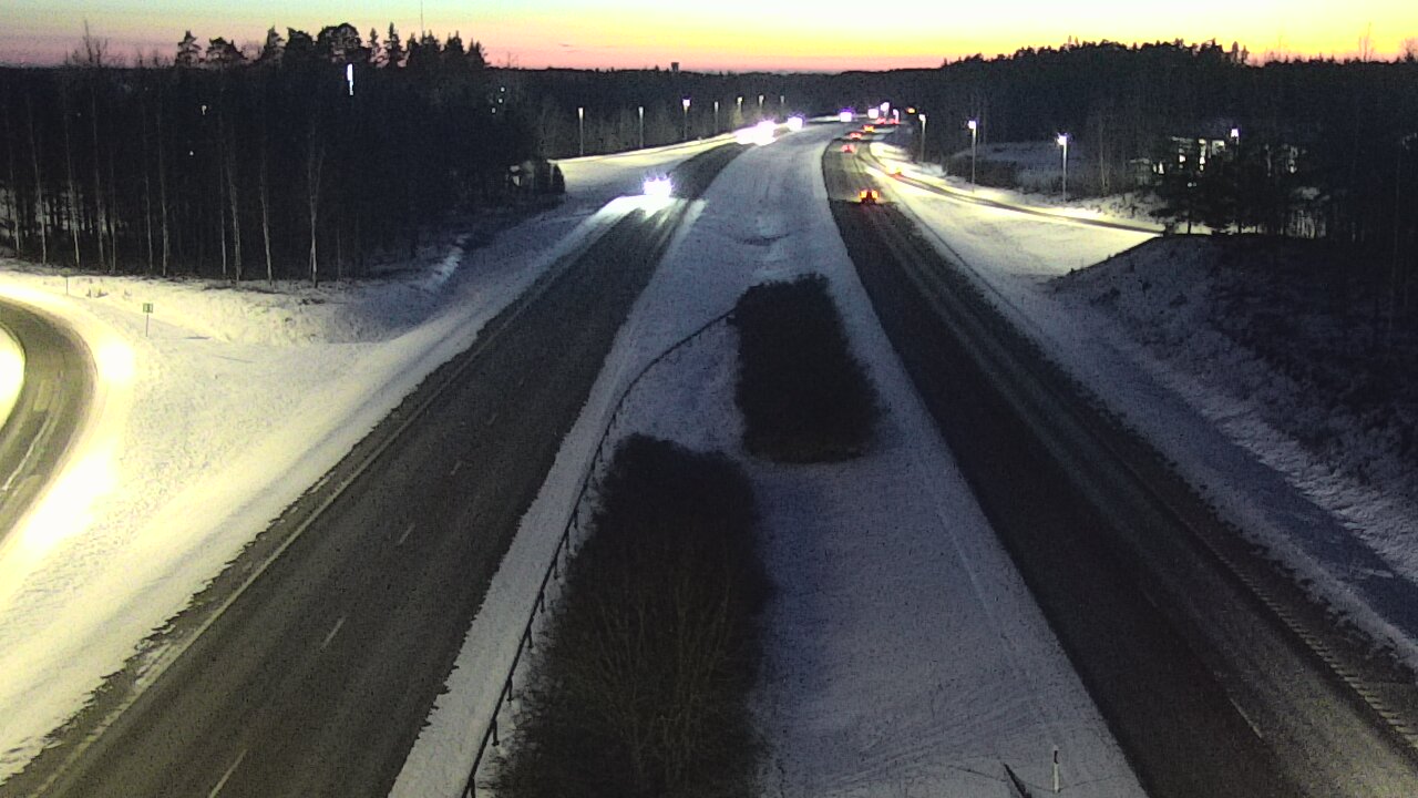 Weather Camera Image Väg 1 S:t Karins, Raadelma, Kaarina, Varsinais-Suomi