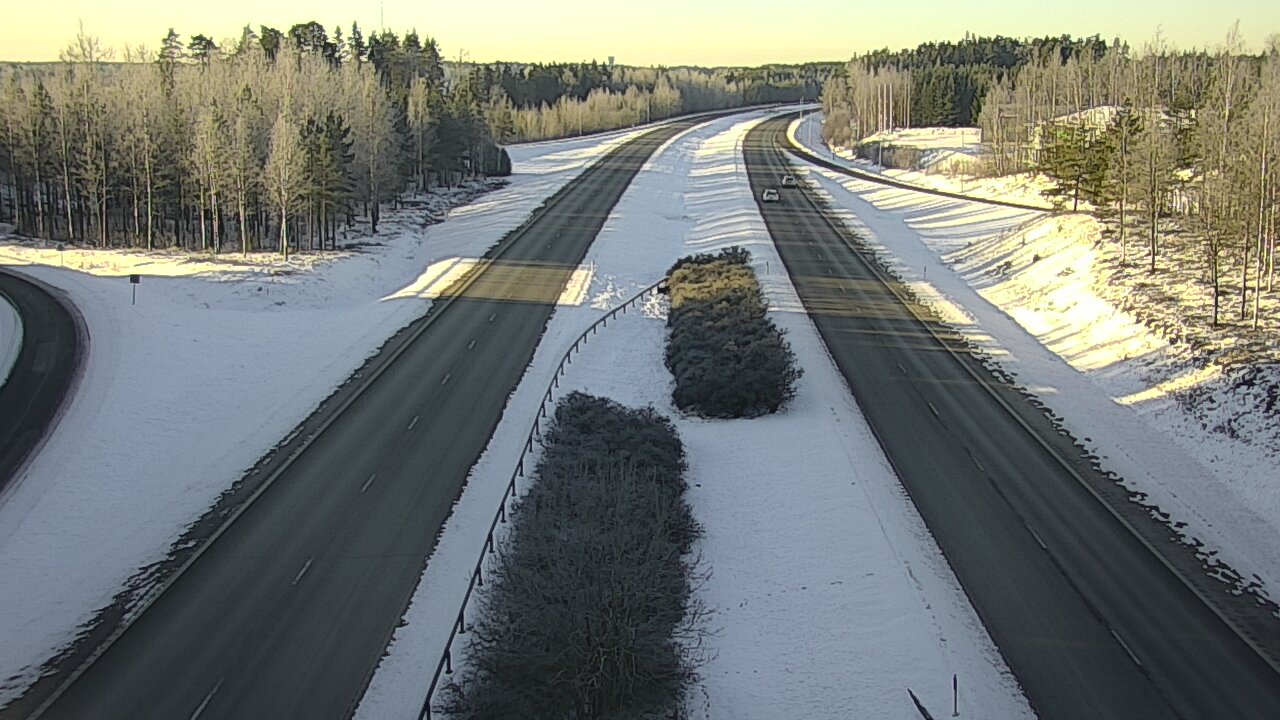 Weather Camera Image Väg 1 S:t Karins, Raadelma, Kaarina, Varsinais-Suomi