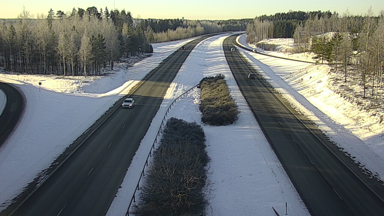 Weather Camera Image Väg 1 S:t Karins, Raadelma, Kaarina, Varsinais-Suomi