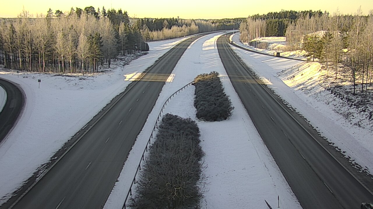 Weather Camera Image Väg 1 S:t Karins, Raadelma, Kaarina, Varsinais-Suomi
