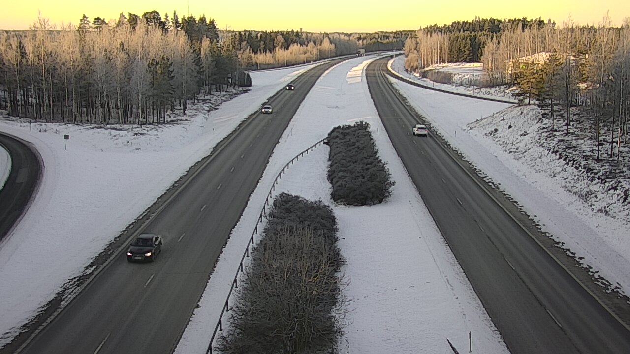 Weather Camera Image Väg 1 S:t Karins, Raadelma, Kaarina, Varsinais-Suomi