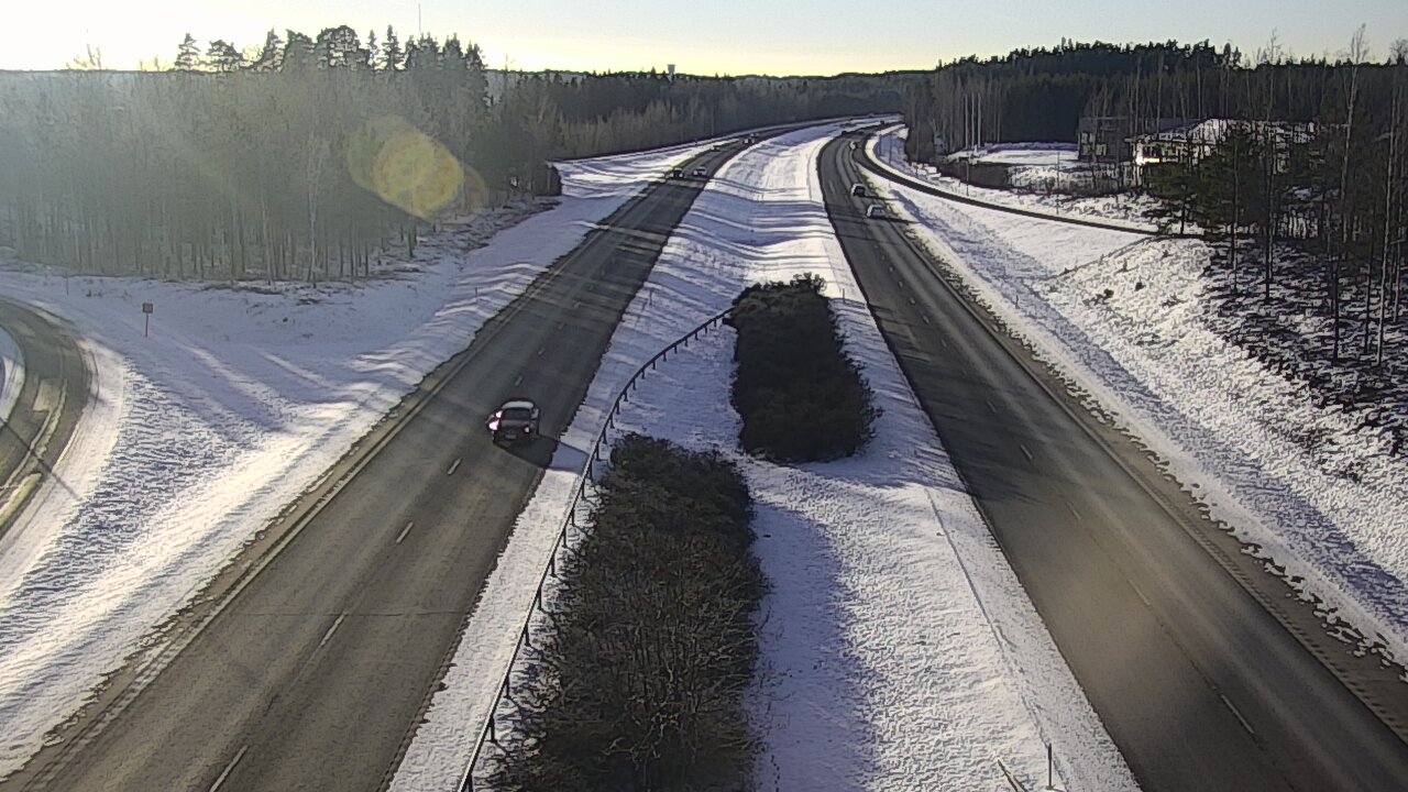 Weather Camera Image Väg 1 S:t Karins, Raadelma, Kaarina, Varsinais-Suomi