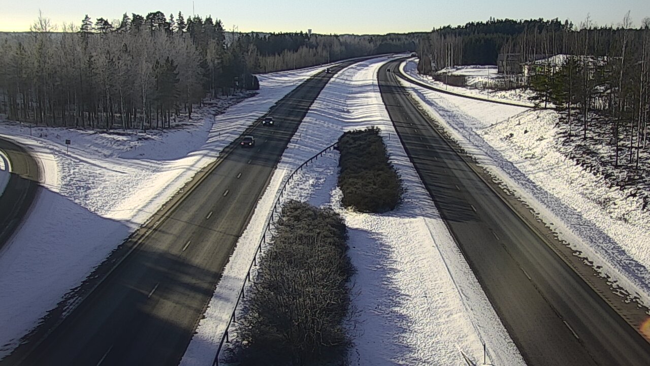 Weather Camera Image Väg 1 S:t Karins, Raadelma, Kaarina, Varsinais-Suomi
