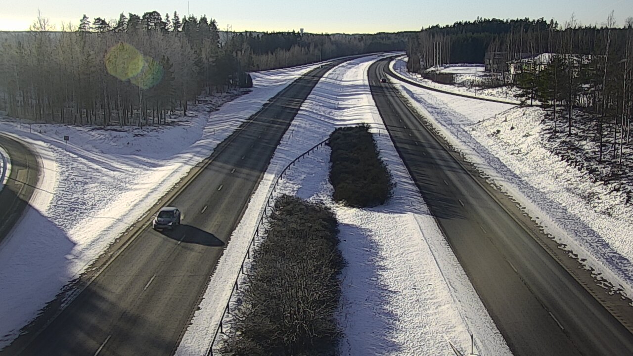 Weather Camera Image Väg 1 S:t Karins, Raadelma, Kaarina, Varsinais-Suomi