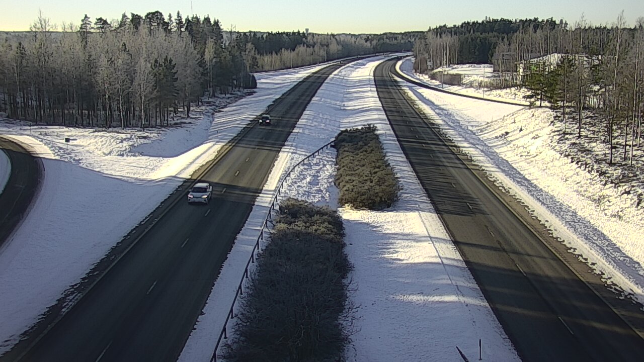 Weather Camera Image Väg 1 S:t Karins, Raadelma, Kaarina, Varsinais-Suomi