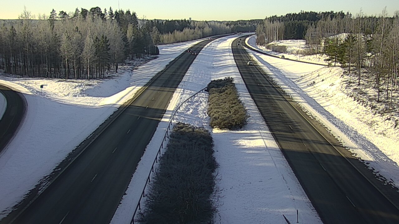 Weather Camera Image Väg 1 S:t Karins, Raadelma, Kaarina, Varsinais-Suomi
