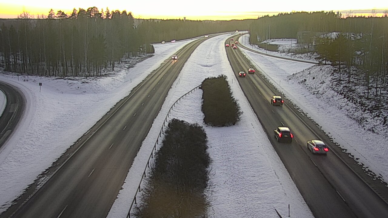 Weather Camera Image Väg 1 S:t Karins, Raadelma, Kaarina, Varsinais-Suomi