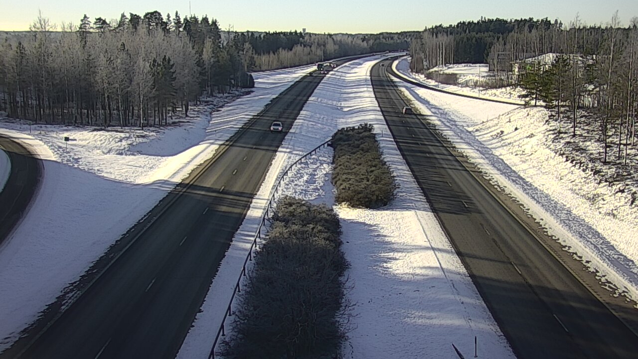 Weather Camera Image Väg 1 S:t Karins, Raadelma, Kaarina, Varsinais-Suomi