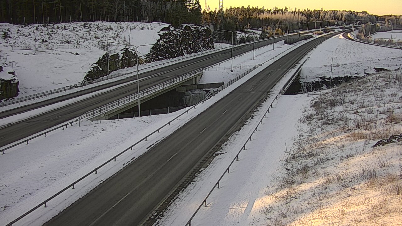 Weather Camera Image Road 1 Kaarina, Kirismäki, Kaarina, Varsinais-Suomi