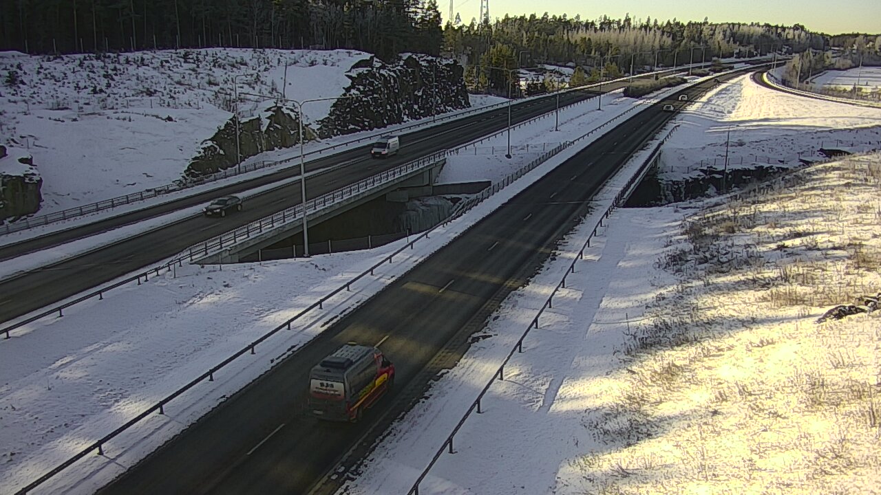 Weather Camera Image Road 1 Kaarina, Kirismäki, Kaarina, Varsinais-Suomi