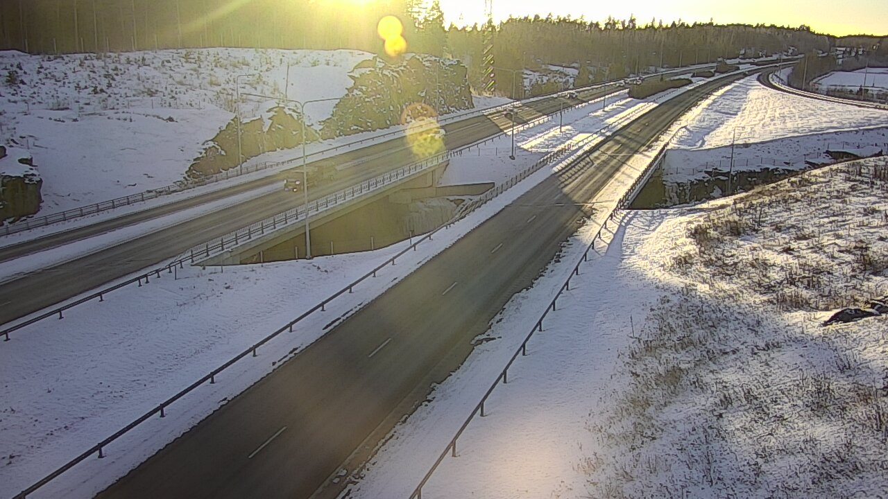 Weather Camera Image Road 1 Kaarina, Kirismäki, Kaarina, Varsinais-Suomi